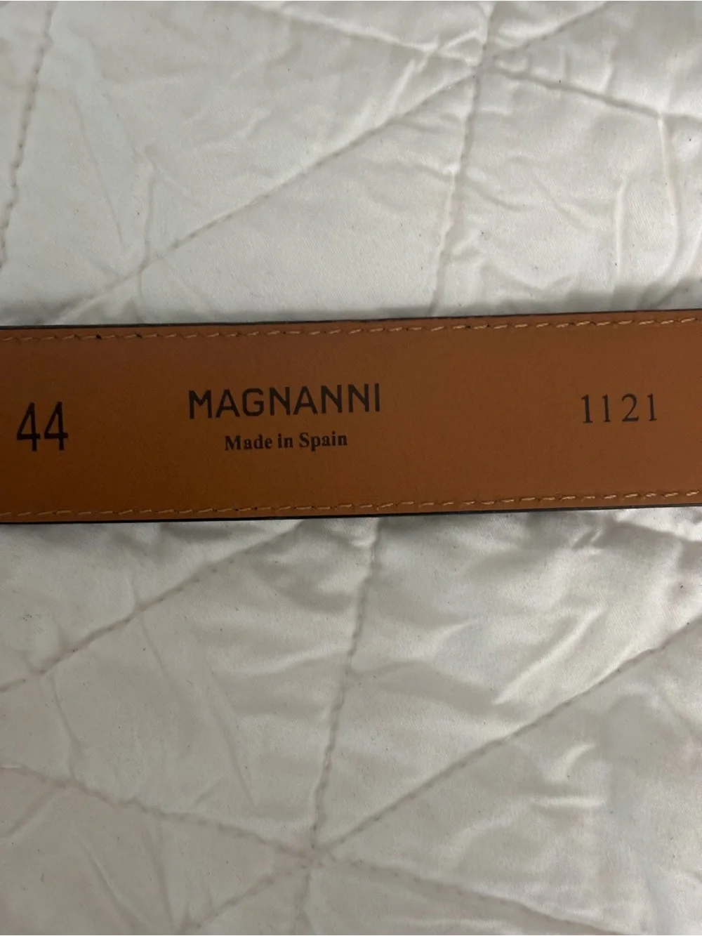 Magnani Men's Black Leather Belt with Polished Silver Buckle 44 flaw in 1 hole